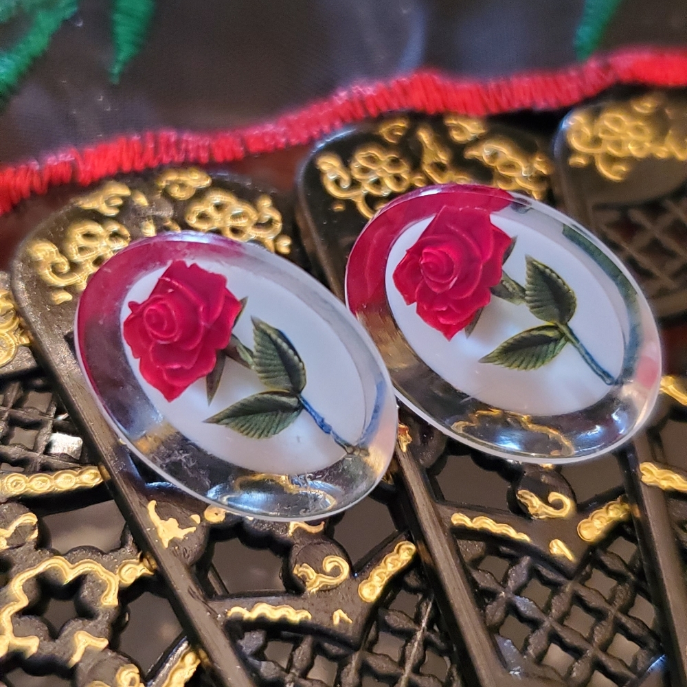 Vintage Lucite Carved Roses Earrings Rockabilly